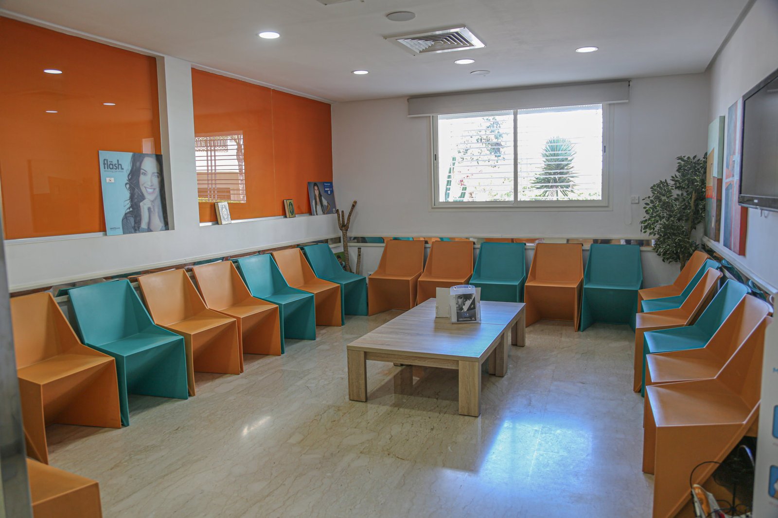 Photo 5 de AGDAL DENTAL CLINIC
