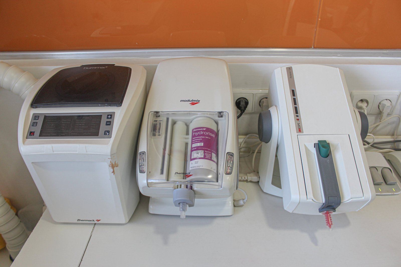 Photo 10 de AGDAL DENTAL CLINIC