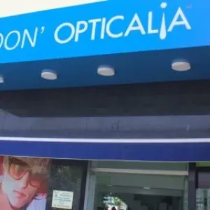 Moon Opticalia