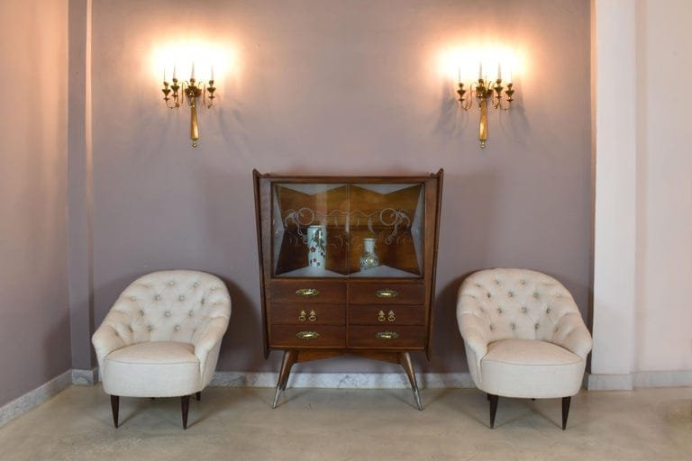 Spirit Gallery : L'Art du Design Contemporain et du Mobilier du 20ème Siècle